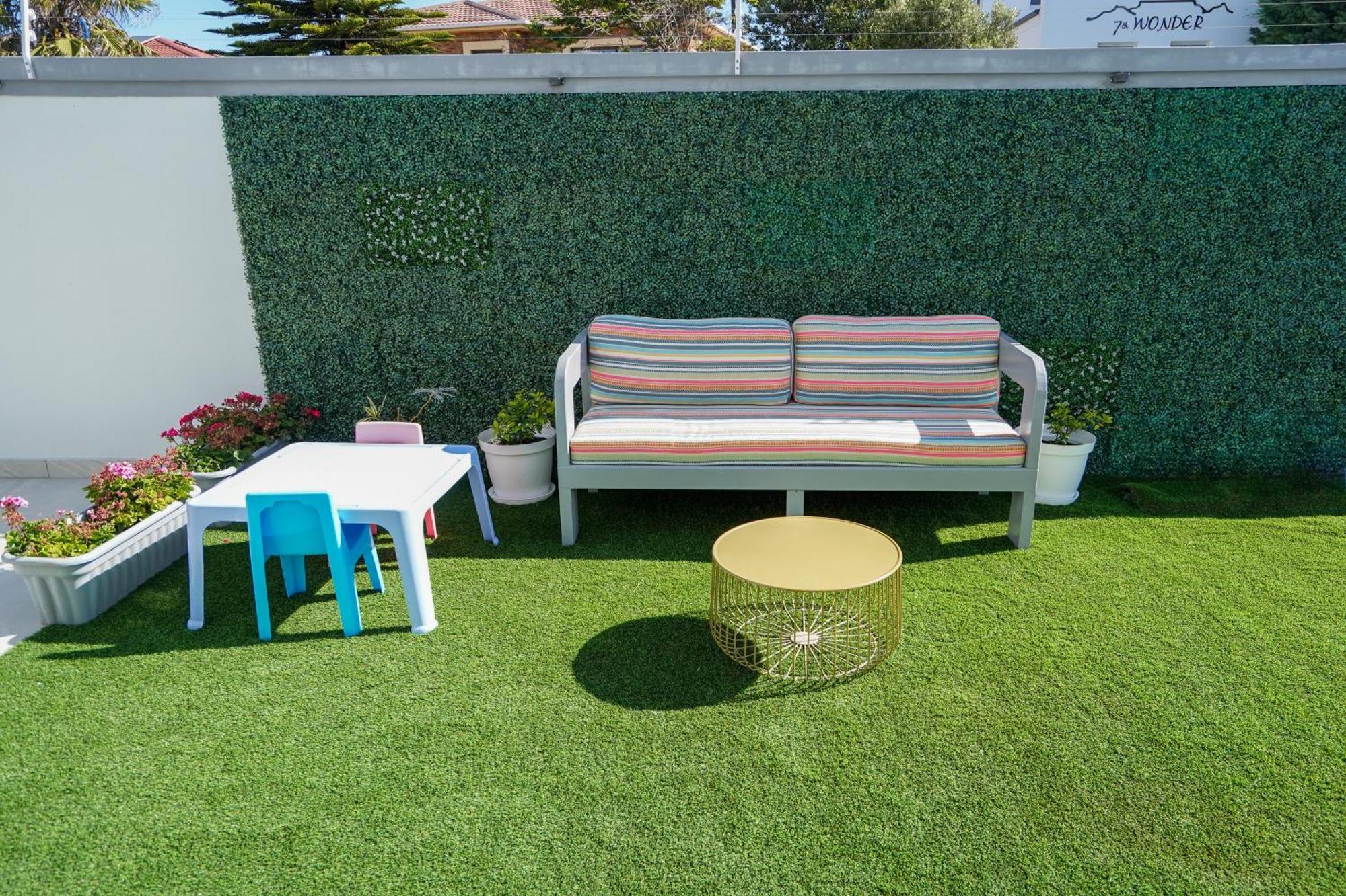 Ocean Vibes Hotel Cape Town Exterior photo